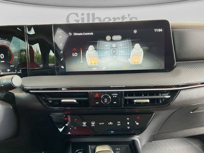 2025 Nissan Kicks SR FWD