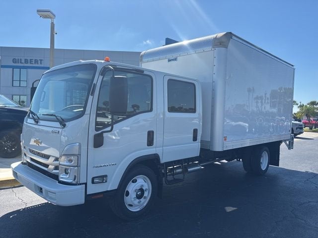 2025 Chevrolet Low Cab Forward 4500 HG Base