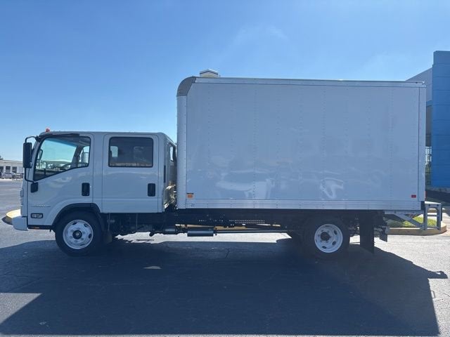 2025 Chevrolet Low Cab Forward 4500 HG Base